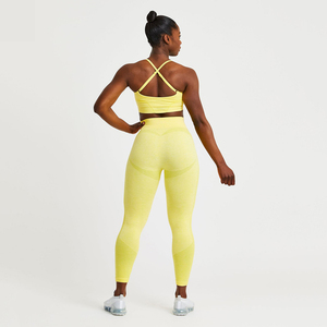 Ensemble de yoga sans couture pour femme, best-seller, en Spandex et Polyester, respirant, motif uni, prix de gros, meilleure qualité, service OEM - Product Image 2