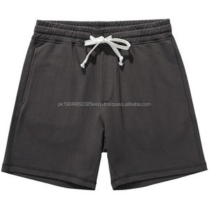 Short d'été basique cinq quarts pour hommes, taille moyenne, en coton léger de couleur unie avec logo personnalisable OEM - Product Image 6