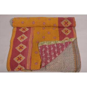 ผ้าห่มคันธาลายดอกไม้สไตล์โบโฮ ผ้าฝ้ายทำมือสไตล์อินเดีย วินเทจ ผ้าห่มสองด้าน ใช้ได้ทั้งเป็นผ้าคลุมเตียงและผ้าปูที่นอน เป็นมิตรกับสิ่งแวดล้อม ซักได้ ตกแต่งบ้าน - Product Image 5