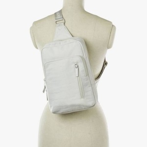 Bolso Bandolera Minimalista de Cuero, Bolso de Hombro Casual Delgado con Bolsillo Frontal con Cremallera, Ligero para Viaje - Product Image 6