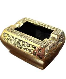 ที่เขี่ยบุหรี่ทองเหลืองโบราณทรงสี่เหลี่ยม ของตกแต่งวินเทจสำหรับวางบนโต๊ะ ของสะสม ของขวัญสำหรับผู้สูบบุหรี่ - Product Image 2