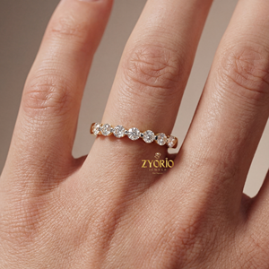 Anillo de Compromiso y Matrimonio de Lujo, Chapado en Plata 925, Acabado Mate, Corte Brillante, Diamante Cultivado en Laboratorio, Siete Piedras - Product Image 4