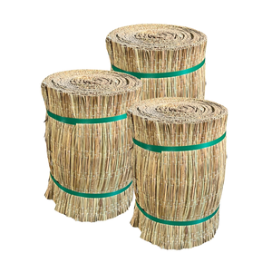 Tapis de souchets en gros SEDGE MAT 45cm x 20m – Brise-vent pour jardin et terrasse, excellent prix, direct fabricant - Product Image 1