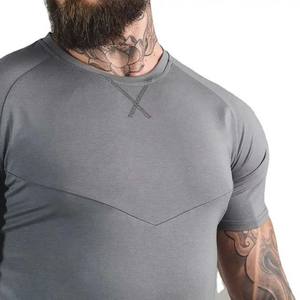 Camiseta Deportiva de Algodón de Manga Corta para Hombre, Estilo Urbano, Corte Regular, con Logotipo Personalizado en la Parte Delantera, Transpirable y de Secado Rápido, Color Gris - Product Image 6