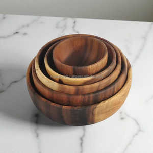 Bol à salade artisanal en bois d'acacia rustique, décoration de cuisine style ferme - Product Image 3