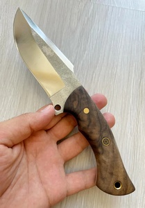 Cuchillo de Caza de Acero Inoxidable de Grado Industrial Hecho a Mano por A&M ENTERPRISES, Mango de Madera, Punta de Clip, 8 Pulgadas, Cuchillos Utilitarios para Exteriores - Product Image 2