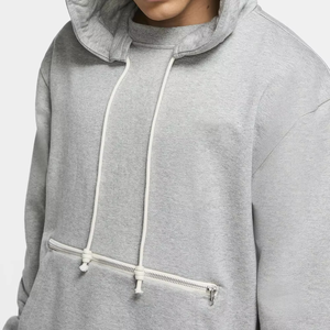 Survêtements personnalisés pour femmes, grammage lourd 500 GSM 350 GSM, en molleton polyester/coton, avec broderie, comprenant un sweat à capuche oversize et un short - Product Image 5