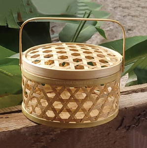 Charming Luxury Round Open-Weave <b>Bamboo</b> Gift Box <b>Basket</b> Attached Lid Metal Handle Hanging Function Available Wholesale Prices - Product Image 1