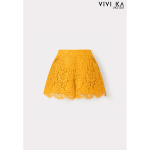 Shorts VIVI KA para Mujer, Cintura Alta, Encaje Amarillo, Sólidos, Elegantes, Corte Regular, Cintura Elástica, Tejido de Poliéster, Cierre de Botones, Antiarrugas - Product Image 2