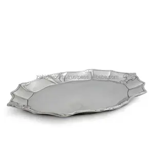 Plateau en métal artisanal de qualité supérieure, motif panoramique, design multifonctionnel avec projection pour la décoration de Noël - Zahid Exports Uttar Pradesh - Product Image 1