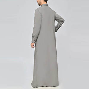 Vêtements islamiques à séchage rapide et tendance, Jubbah Thobe pour hommes, nouveau design 2026, Jubba respirante à vendre en Arabie Saoudite, thobe / thawb - Product Image 2