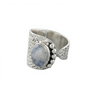 Anillo de Piedra Lunar Arcoíris Natural, Plata de Ley 925, Gema Ovalada, Joyería Boho Hecha a Mano, Venta al Por Mayor - Product Image 1