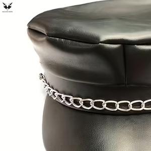 Gorras de Cuero Genuino de Primera Calidad con Detalle de Cadena, Modernas y a la Moda, para Clubes, con Logotipo Personalizado, Precio al por Mayor - Product Image 4