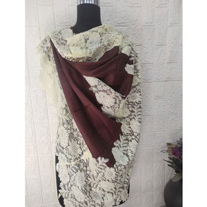 Estola de Lana Fina con Encaje, Chal de Lujo Premium para Mujer, Suave y Cálido, 80% Lana Fina, 20% Seda, Ligero, 70x200 cm - Product Image 6