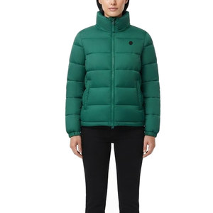 Chaqueta acolchada para mujer, cálida para invierno, con tela resistente, cuerpo acolchado, cuello alto, cremallera frontal y bolsillos laterales. - Product Image 1