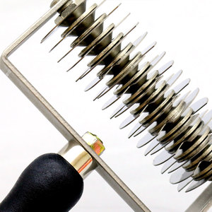 Heavy Duty Lattice Dough Roller Cutter Solid Stainless Steel Multi Blade Diamond Pattern Pastry Croissant Bread Cutting Tool - Product Image 4