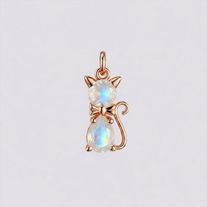 Pendentif Chat en Pierre de Lune Arc-en-ciel Plaqué Or Rose, Charme Chat Mignon avec Pierre de Lune Facettée Arc-en-ciel, Bijou Animalier pour Collier - Product Image 1