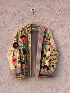 Chaqueta de lona con diseño de pato, hecha a mano, con bordado floral de algodón estilo Suzani, a prueba de viento, para mujer, estilo invierno, regalo para ella. - Product Image 5