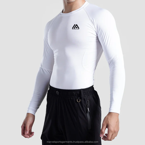 Camisetas de gimnasio de compresión para hombre personalizadas, tejido de punto de primera calidad, suministro al por mayor del fabricante de Pakistán - Product Image 3