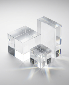 Expositor de Acrílico Sólido Personalizado para Joyería, Solución Moderna y Transparente para Exhibición en Tiendas Minoristas - Product Image 2