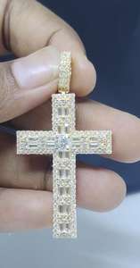 Colgante de cruz con incrustaciones de moissanita, Plata 925, Joyería Hip Hop de fe religiosa para raperos, con incrustaciones brillantes, Chapado en rodio de lujo, Regalos para fiestas - Product Image 3