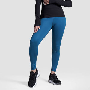 Leggings de yoga pour femmes personnalisés, respirants, tendance, taille haute, de qualité, confortables, coupe ajustée, très demandés, extensibles, pour le yoga et le fitness - Product Image 2