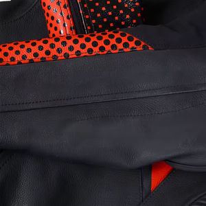 ชุดกีฬาหนังวัวแท้แบรนด์ดังอันดับต้นๆ สำหรับขี่มอเตอร์ไซค์และแข่งรถ  แบบชุดเดียวหรือสองชุด สำหรับผู้ชาย สไตล์ลำลอง - Product Image 2