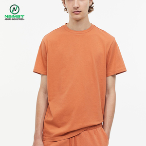 เสื้อยืดสีส้มผู้ชาย ระบายอากาศได้ดี ทรงปกติ คอกลม สวมใส่สบาย คุณภาพสูง ผลิตสำหรับตลาดสหรัฐอเมริกาและยุโรป - Product Image 1