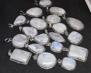 Wholesale Natural Gemstone Moonstone Premium Quality <b>Pendant</b> for Jewelry Necklace Fashion Jewelry Real White <b>Crystal</b> <b>Pendants</b> - Product Image 6
