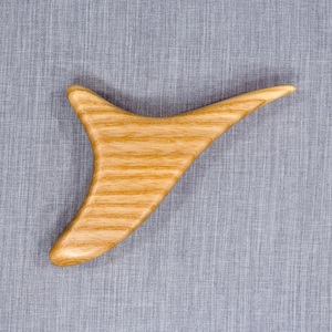 เครื่องมือบำบัดกัวซาไม้สำหรับนวดบรรเทาอาการปวดใบหน้า คอ หลัง และร่างกาย - Product Image 1