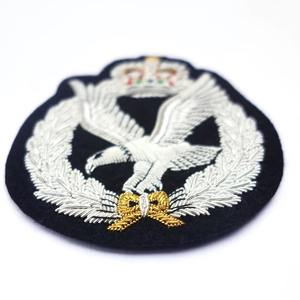 Nuevo distintivo de gorra Bullion con cierre de velcro, insignia de rango dorada personalizada, parches de alambre brillantes en 3D, servicio OEM personalizado - Product Image 3