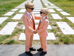 Conjunto de traje de 3 piezas de tweed verde para niños con blazer, chaleco y pantalones – Ropa formal para bodas y fiestas para niños - Product Image 4