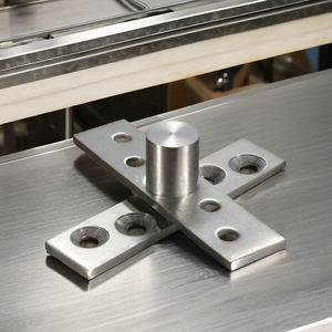 Productos industriales de acero inoxidable a medida: corte por láser, soldadura, aplanado de chapa y servicios de doblado CNC - Product Image 1