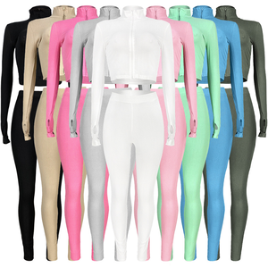 Mono ajustado de punto de manga larga para mujer con cinturón, cuello alto y diseño de color liso para uso urbano - Product Image 2