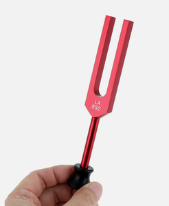 Ensemble de diapasons Solfeggio 174 Hz, 285 Hz, 396 Hz pour instrument de guérison sonore. - Product Image 1