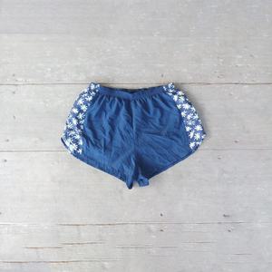 กางเกงขาสั้นผ้าฝ้ายแบบกำหนดเองสำหรับผู้หญิง กางเกงออกกำลังกาย ฟิตเนส กีฬา และวิ่ง - Product Image 1