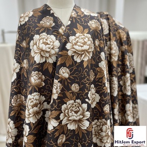 Fabricant personnalisé de tissus imprimés numériquement en polyester tendance pour vêtements de mode et confections haut de gamme - Product Image 3