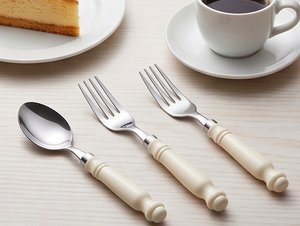 Ensemble de couverts vintage en acier inoxydable avec manches crème, poli miroir, compatible lave-vaisselle, pour une table élégante - Product Image 2