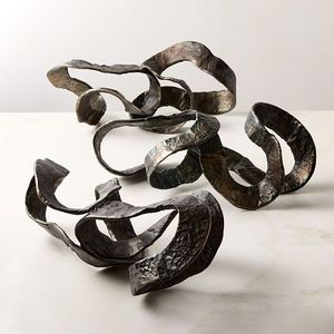 Objets décoratifs en métal de qualité supérieure, sculptures avec finitions détaillées pour une présentation élégante - Product Image 5