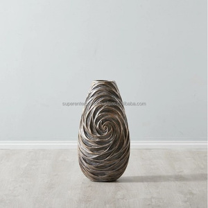 Pot et vase en laiton de conception tendance grands vases en métal d'extérieur et d'intérieur/grands jardinières de fleurs d'or/pots de plantes pour la vente - Product Image 4