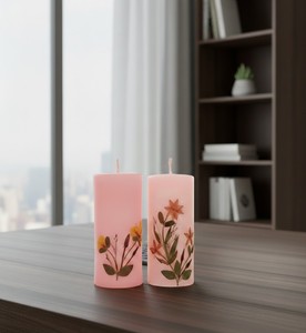 Juego de 2 Velas Decorativas de Cera de Soya y Parafina Hechas a Mano, Ecológicas, No Tóxicas, con Diseño Floral, para Halloween, Navidad, Pascua, Balcón - Product Image 3