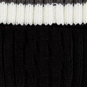 Bonnet tricoté noir et blanc personnalisé avec revers, en polyester de qualité supérieure, ajustable, pour l'hiver, fabricant de couvre-chefs OEM ODM sous marque privée pour bébés - Product Image 6
