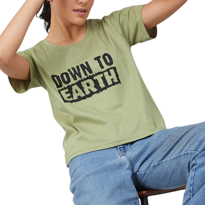 Camiseta de Algodón con Logotipo Personalizado para Mujer, Camiseta Corta Informal de Manga Corta con Estampado Gráfico y Eslogan, Venta al Por Mayor OEM - Product Image 1