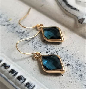 ต่างหูแบบห้อยทรงหยดน้ำประดับมุกทรงลูกแพร์สไตล์วินเทจ - Product Image 3