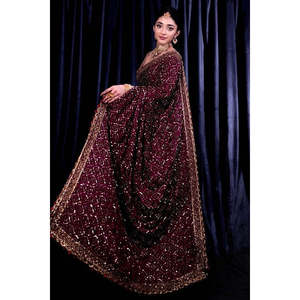 Sari de Diseño con Bordado Multicapa, Codificación y Lentejuelas para Moda India y Pakistaní - Product Image 2