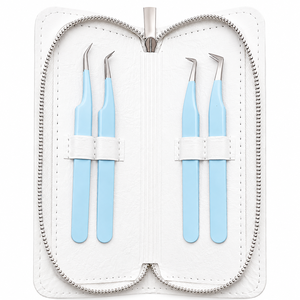 Pince à épiler de précision ultra-fine pour cils, idéale pour les cils volumineux, hybrides et de classement. - Product Image 1