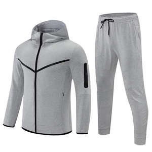 Chándal Deportivo Personalizado al por Mayor para Hombre, Invierno 2025, Nuevo, Informal, Sólido, Manga Larga, con Capucha, 100% Algodón Ecológico - Product Image 1
