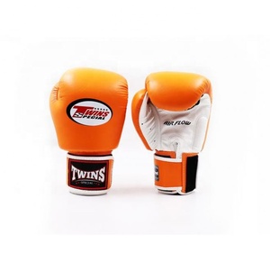 ถุงมือชกมวยคู่แฝดคุณภาพพรีเมียม รุ่นใหม่มาแรง ผลิตตามสั่ง ถุงมือชกมวยคู่แฝดคุณภาพระดับมืออาชีพ หนังแท้ - Product Image 4