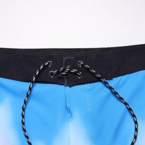 Shorts d'été à séchage rapide pour hommes avec logo personnalisé, shorts de sport confortables pour la salle de sport, la course à pied et les activités de plein air - Product Image 4