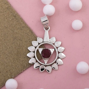 Colgante de Plata de Ley Hecho a Mano con Rubí Natural, Forma Redonda, Unisex, Encuentra Fabricante de Joyería al por Mayor - Product Image 5